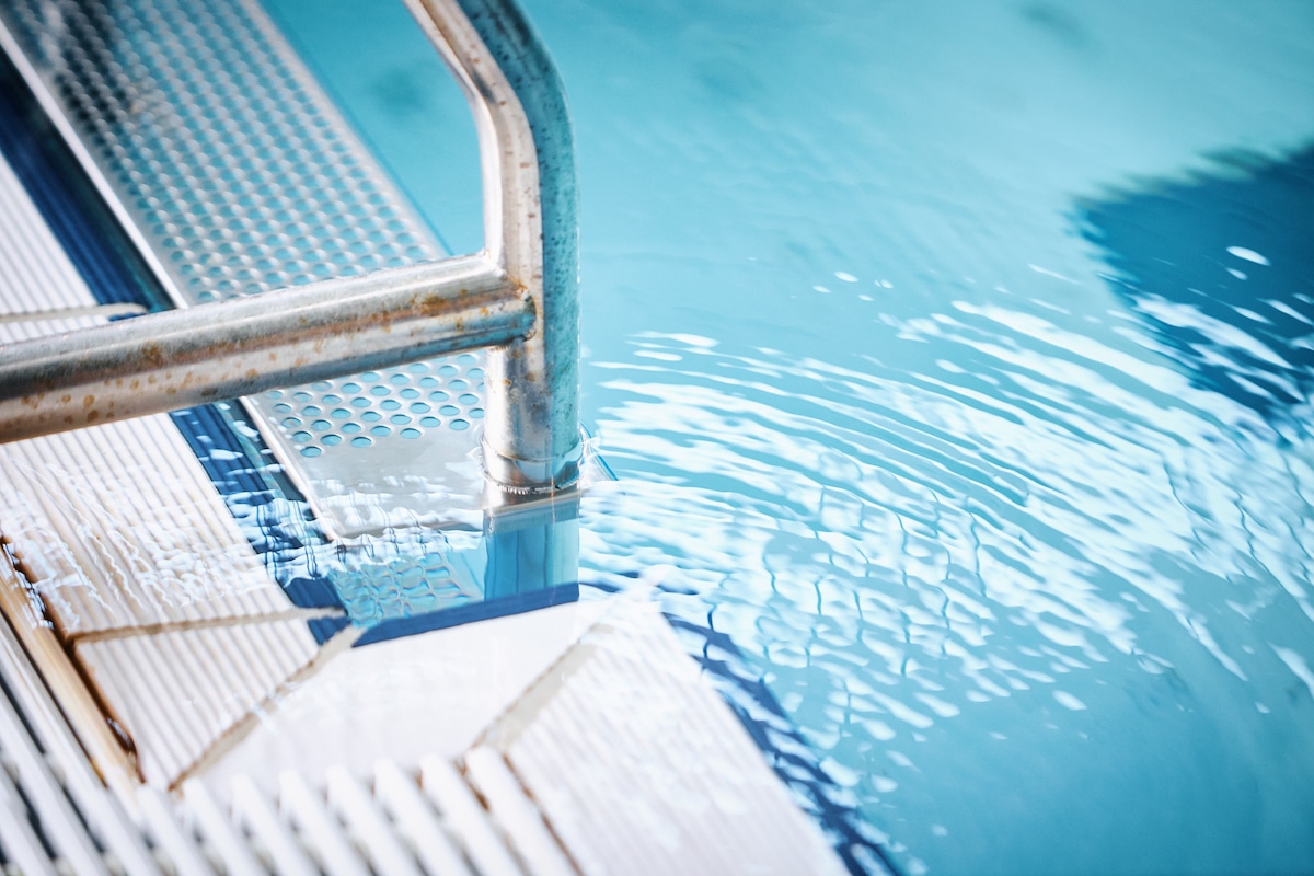 Waterrijk Zwembadtechniek - Particulier zwembad zwembadtrap